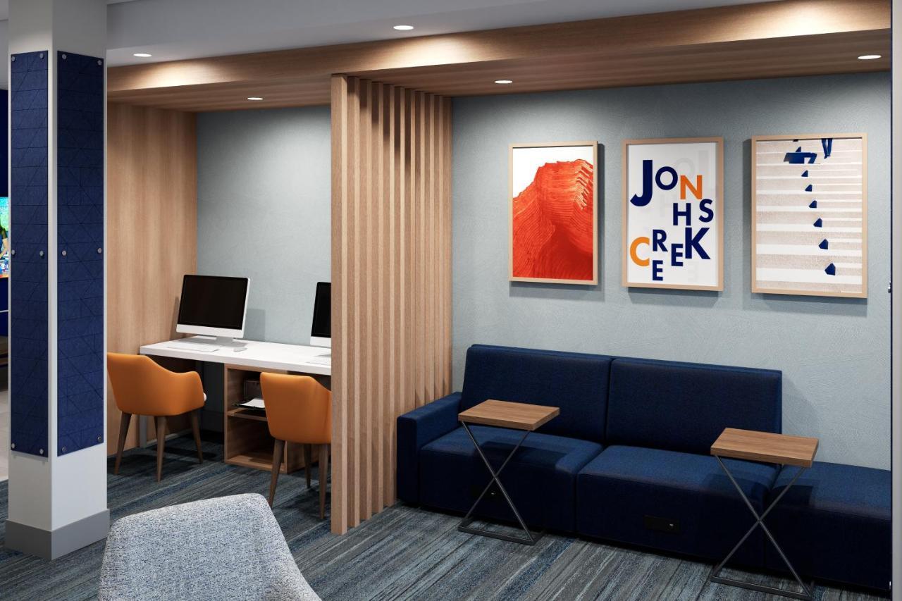 Holiday Inn Express & Suites Oscoda By Ihg Eksteriør bilde