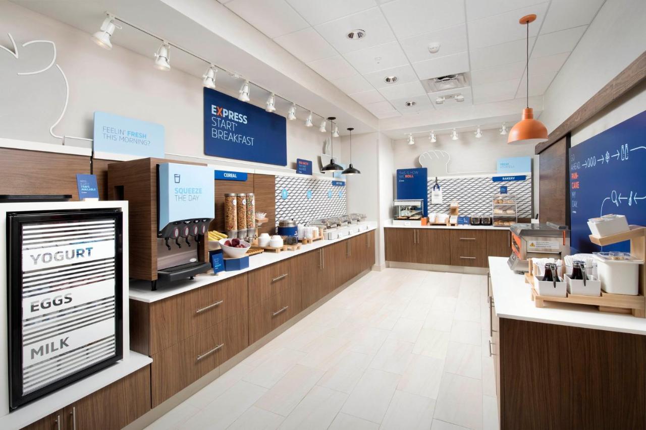 Holiday Inn Express & Suites Oscoda By Ihg Eksteriør bilde