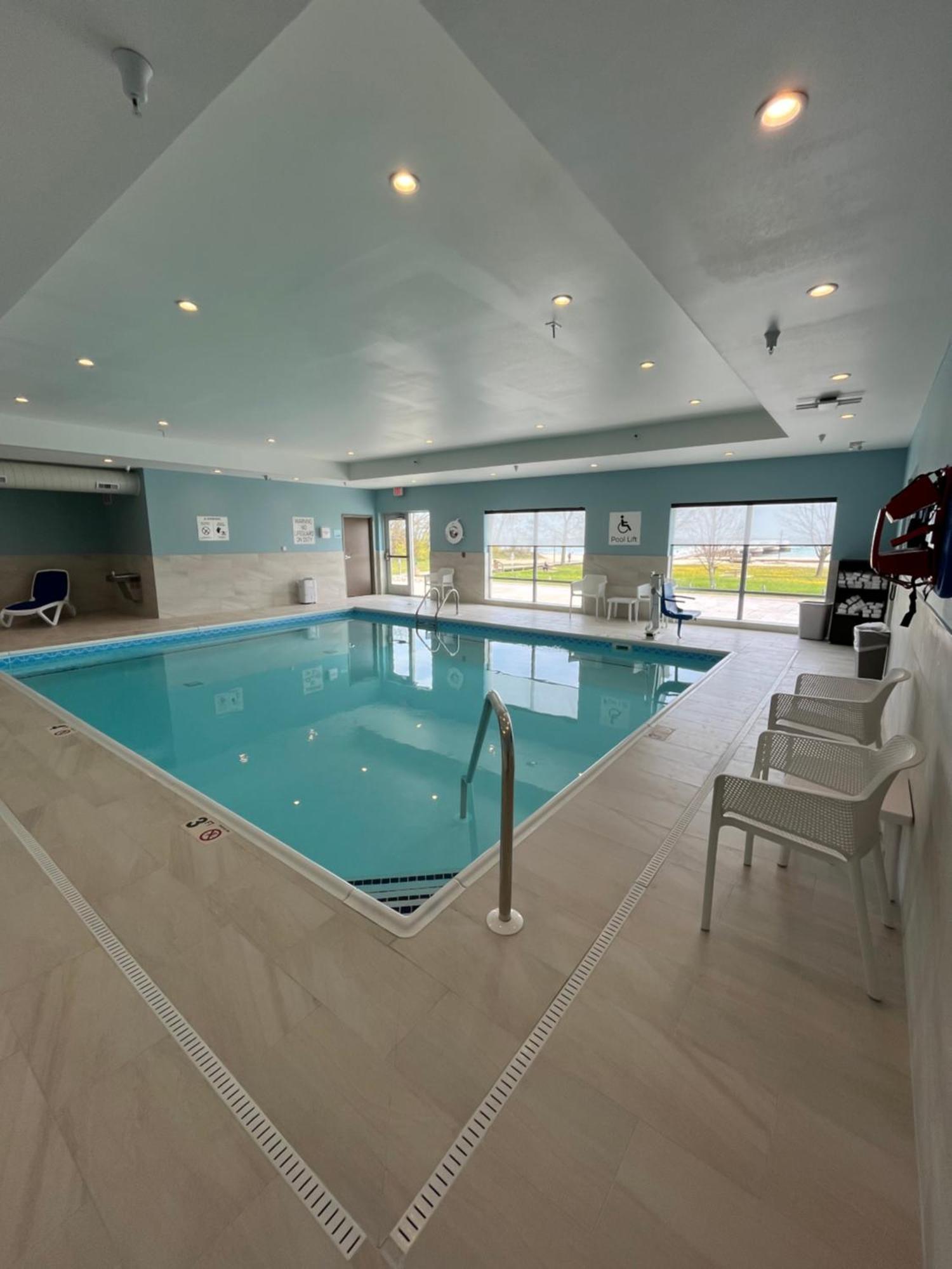 Holiday Inn Express & Suites Oscoda By Ihg Eksteriør bilde