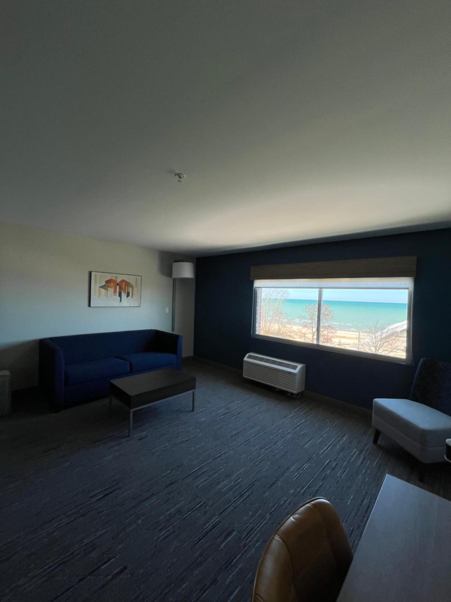 Holiday Inn Express & Suites Oscoda By Ihg Eksteriør bilde