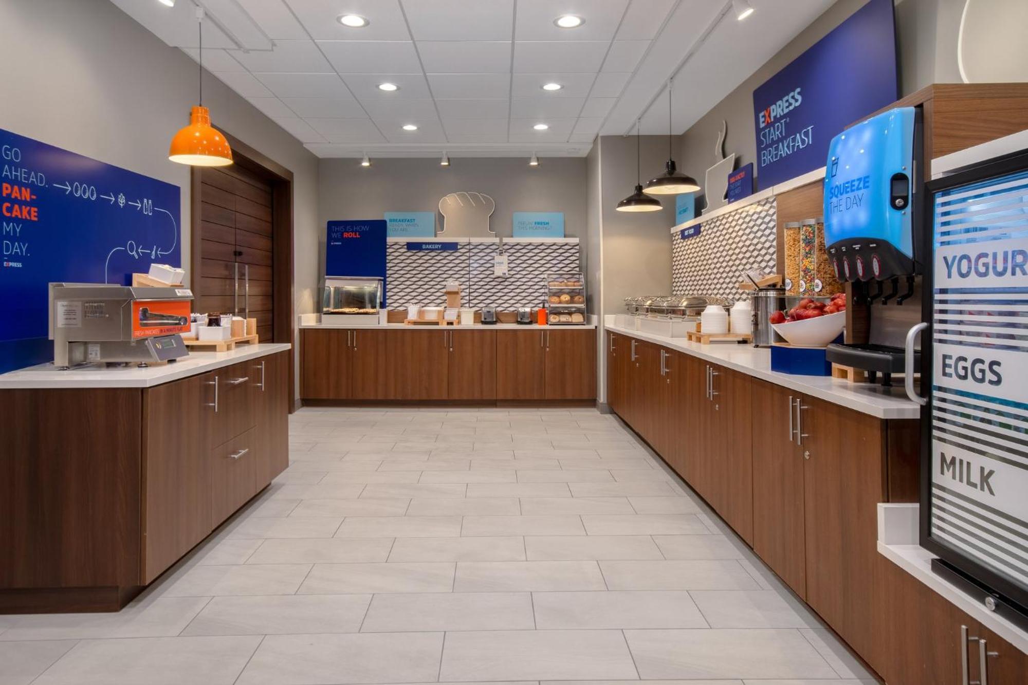 Holiday Inn Express & Suites Oscoda By Ihg Eksteriør bilde
