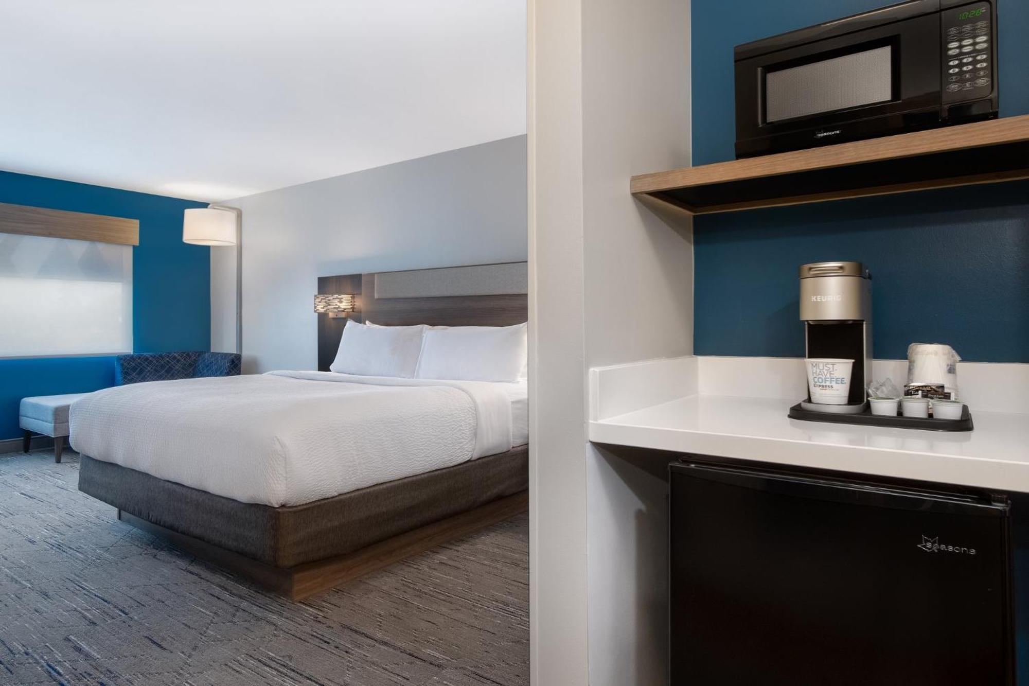 Holiday Inn Express & Suites Oscoda By Ihg Eksteriør bilde