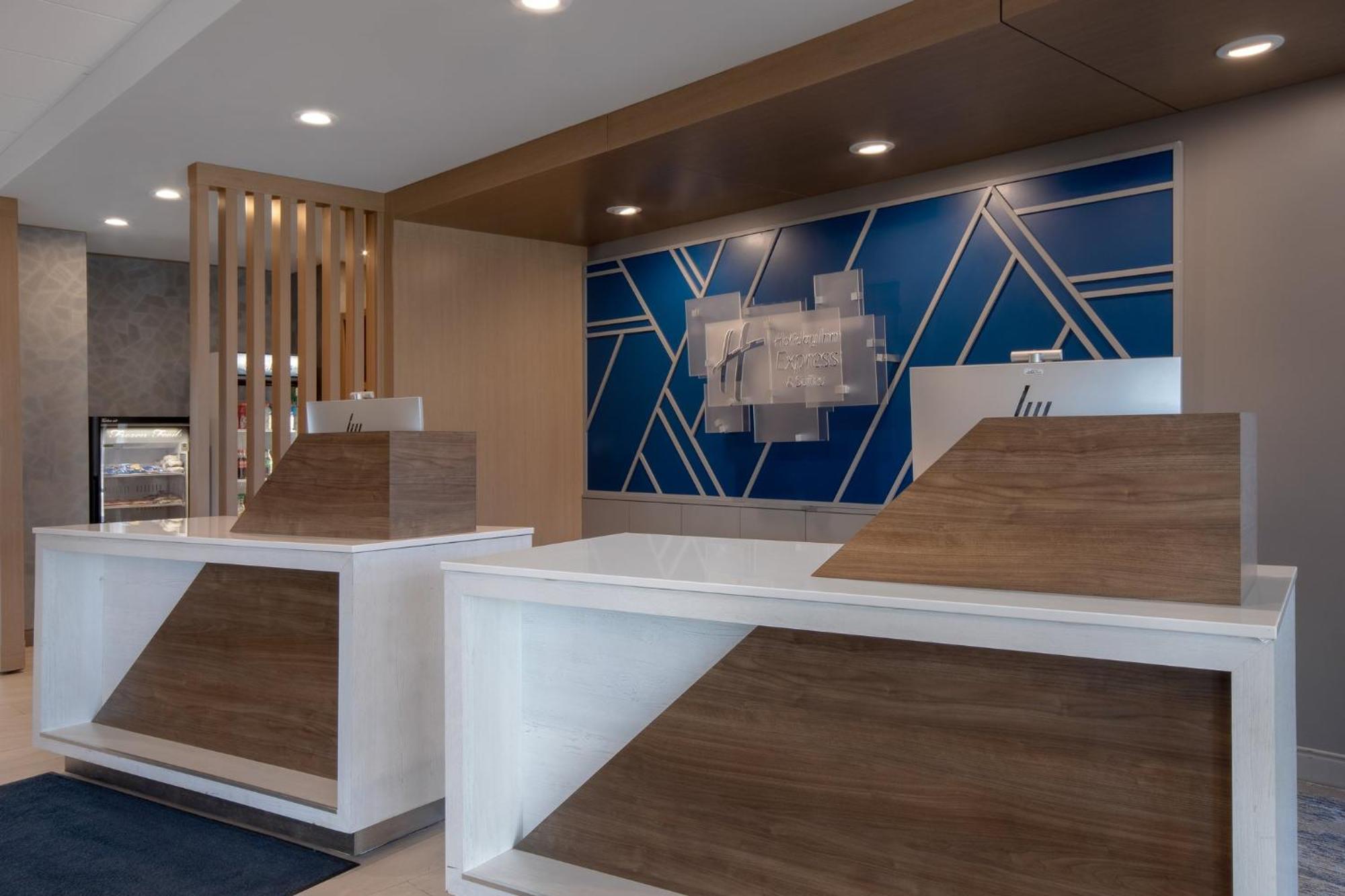 Holiday Inn Express & Suites Oscoda By Ihg Eksteriør bilde