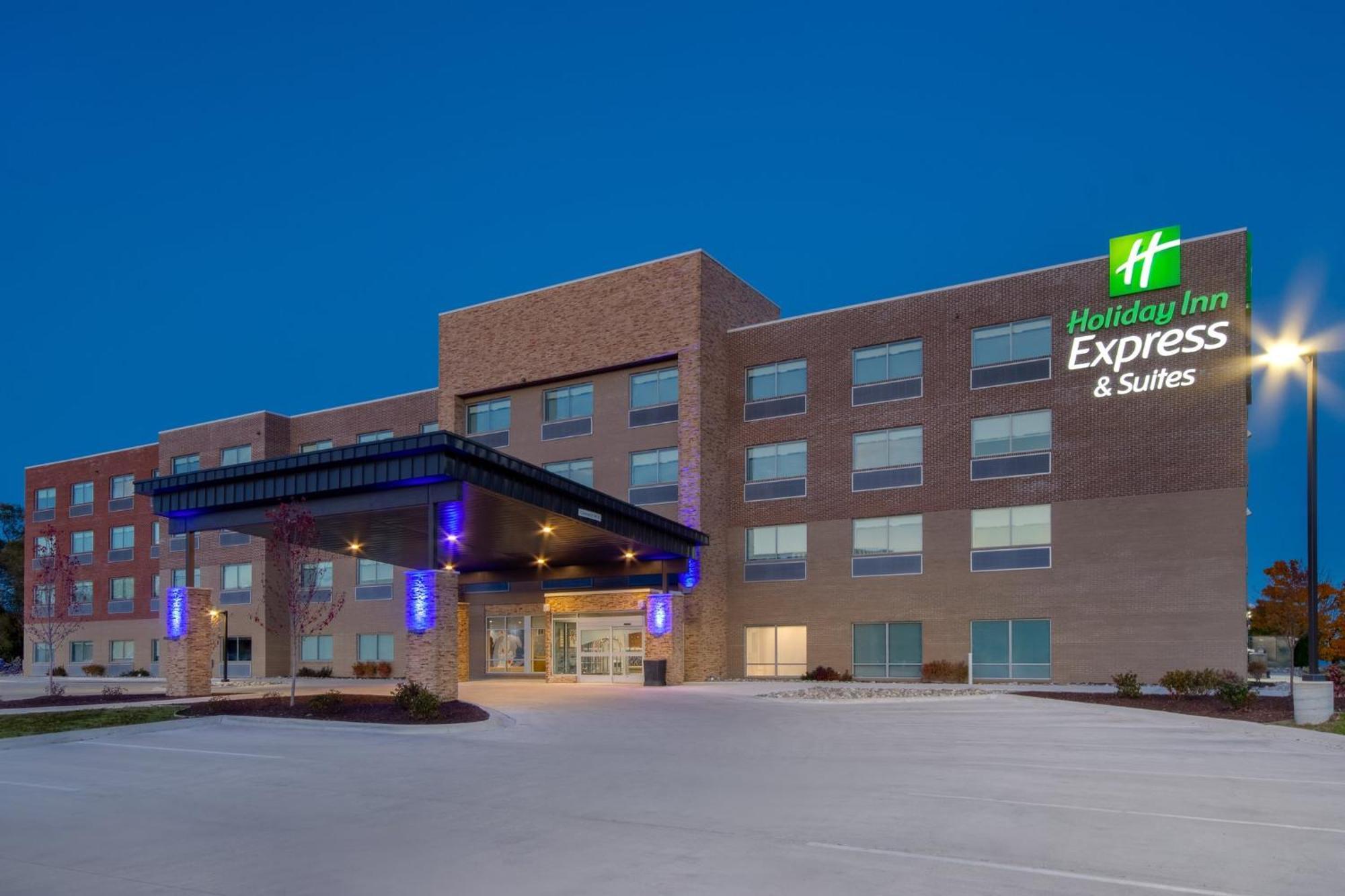 Holiday Inn Express & Suites Oscoda By Ihg Eksteriør bilde